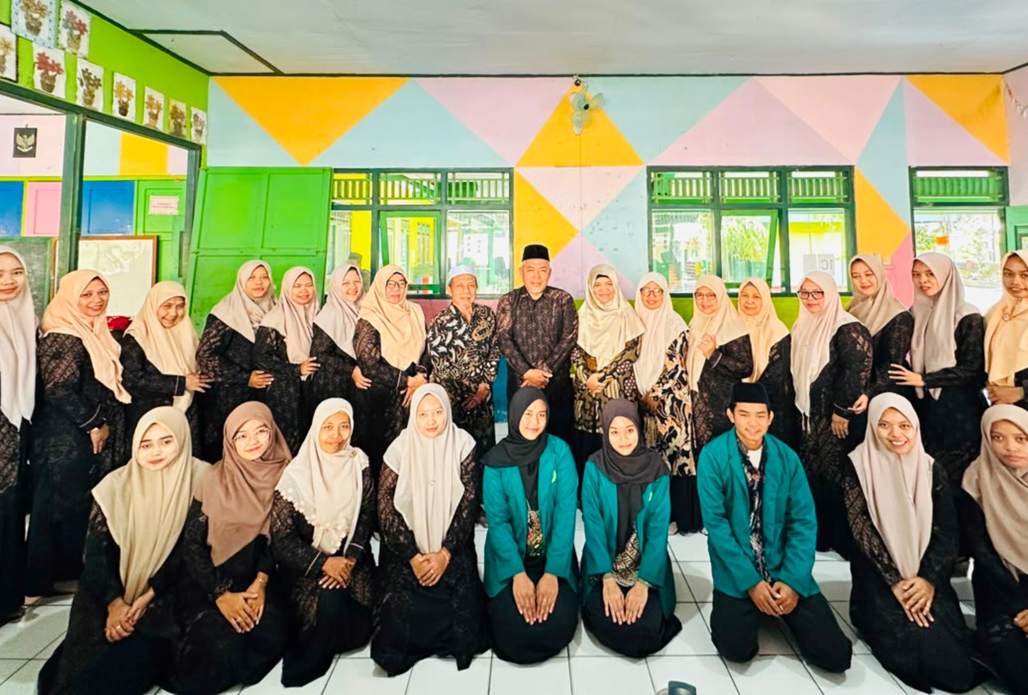 Mahasiswa PGMI STAINU Purworejo Resmi Diterjunkan dalam Program Magang di MI Imam Puro Lubang Indang