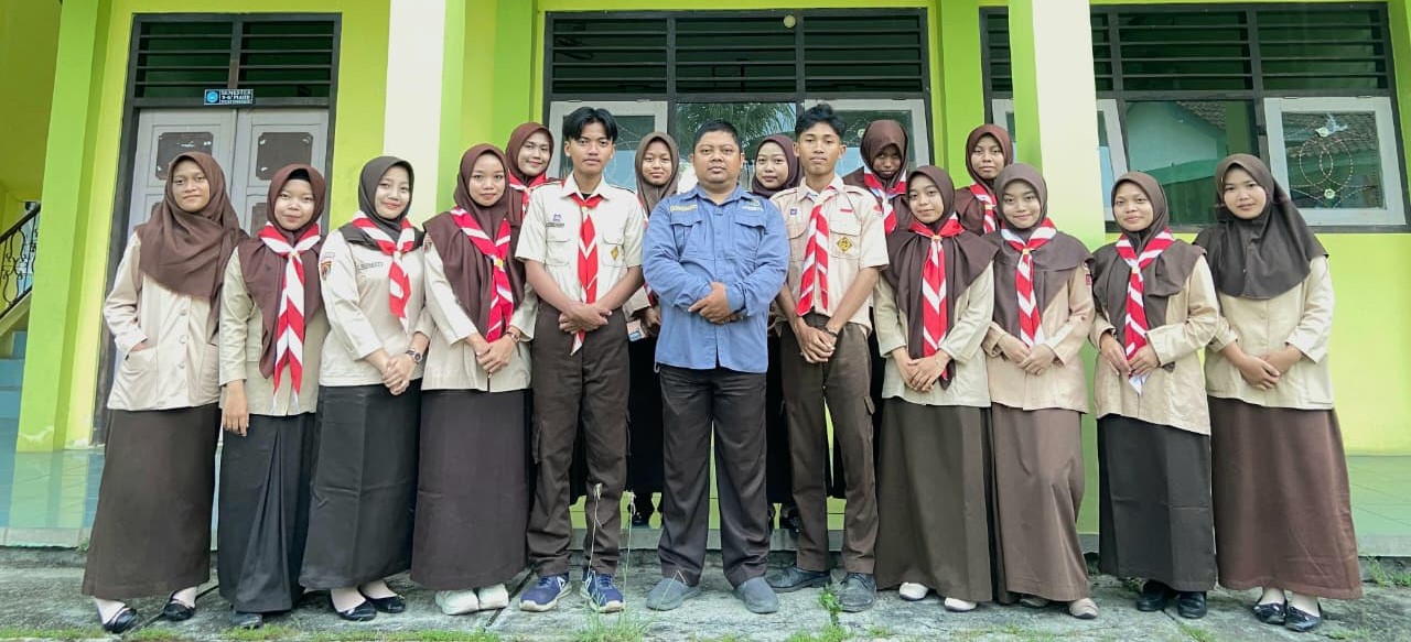 Pelatihan_Pramuka_PGMI1.jpg